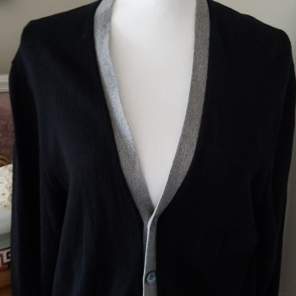 Brooks Brothers cardigan - Picture 3 of 5
